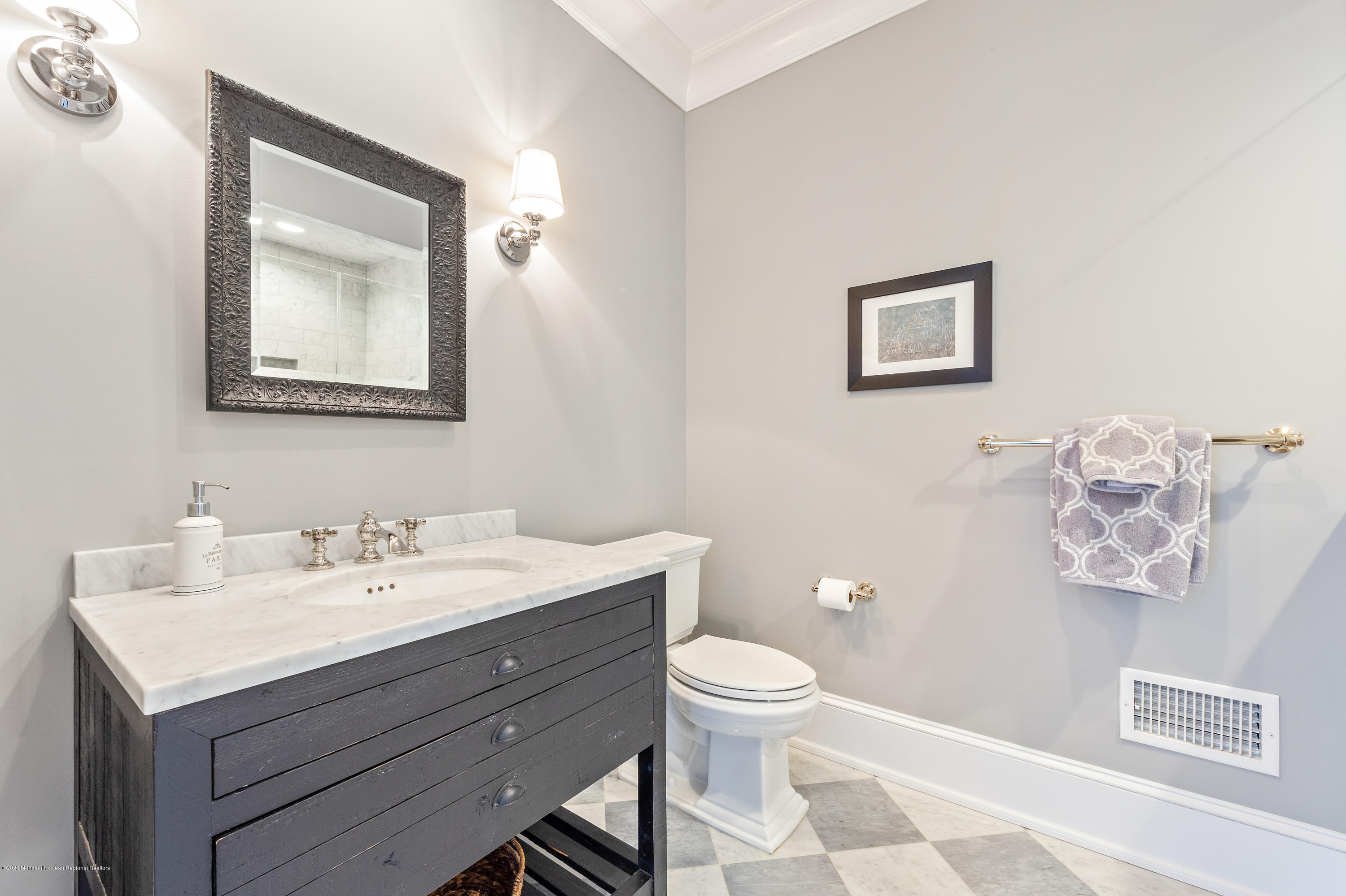 3 Somerset Drive Rumson, NJ 07760 - Photo 20 of 53 1st Floor full bath