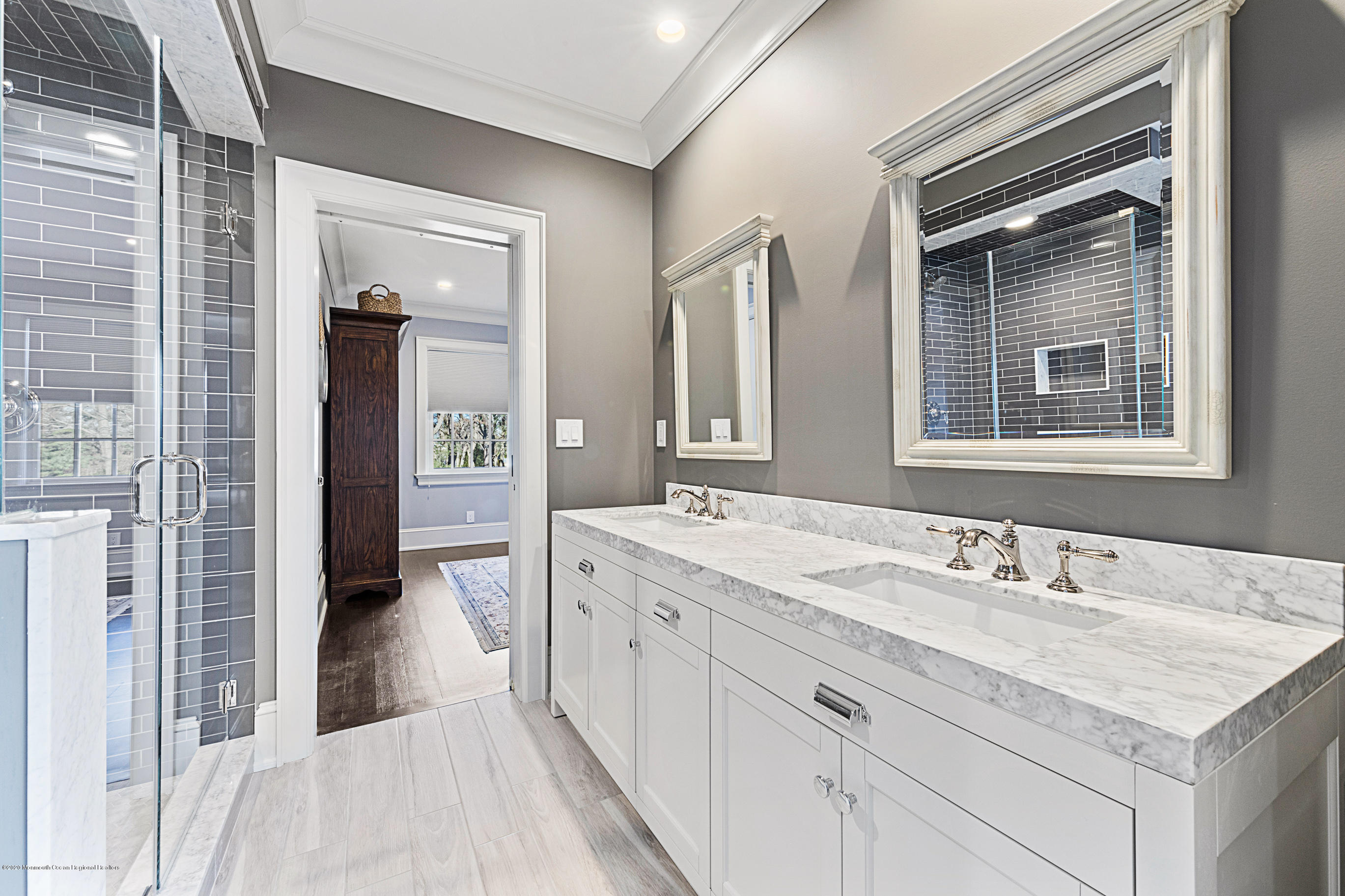 3 Somerset Drive Rumson, NJ 07760 - Photo 32 of 53 Jack and Jill bathroom