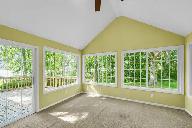 a view of empty room with closet
