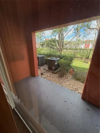 $3,000 | 7401 Palomino Drive, Unit 117, Hollywood, FL 33024