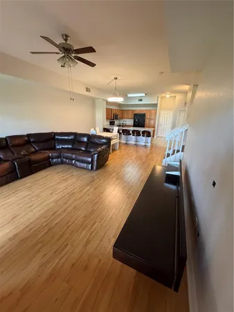 $3,000 | 7401 Palomino Drive, Unit 117, Hollywood, FL 33024