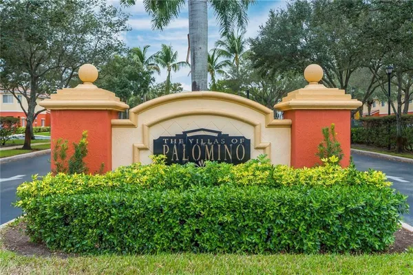 $3,000 | 7401 Palomino Drive, Unit 117, Hollywood, FL 33024