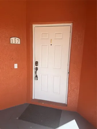 $3,000 | 7401 Palomino Drive, Unit 117, Hollywood, FL 33024