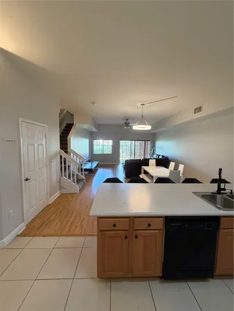 $3,000 | 7401 Palomino Drive, Unit 117, Hollywood, FL 33024