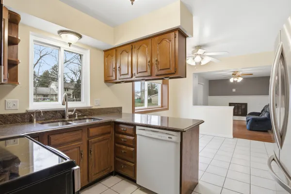 $410,000 | 21467 Chestnut Lane, Farmington, MI 48336