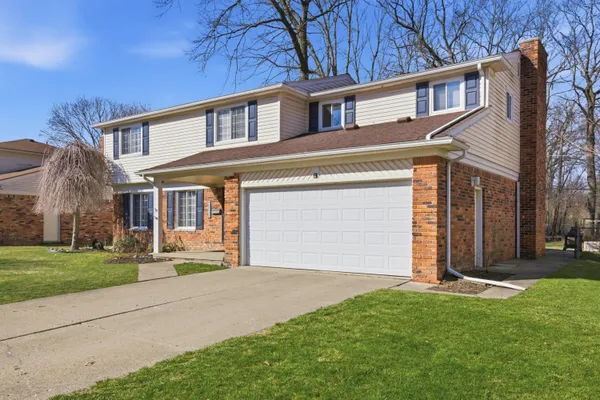 $410,000 | 21467 Chestnut Lane, Farmington, MI 48336