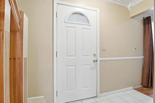 $410,000 | 21467 Chestnut Lane, Farmington, MI 48336
