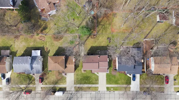$400,000 | 21467 Chestnut Lane, Farmington, MI 48336