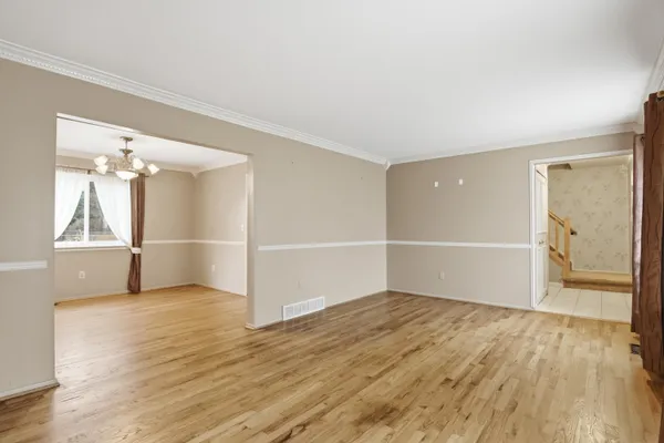 $410,000 | 21467 Chestnut Lane, Farmington, MI 48336