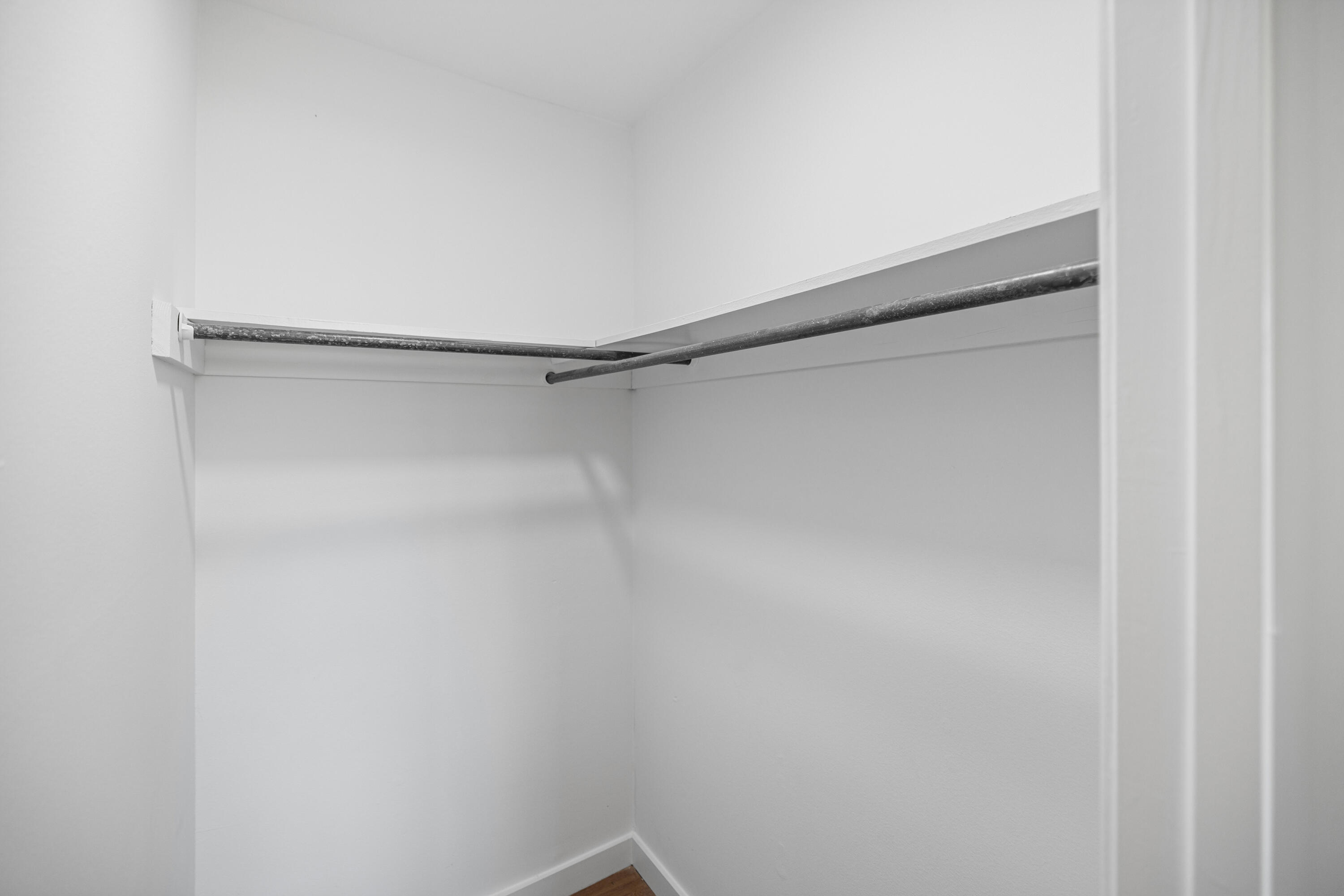 103 Perdido Circle Niceville, FL 32578 - Photo 18 of 71 MASTER WALK-IN CLOSET
