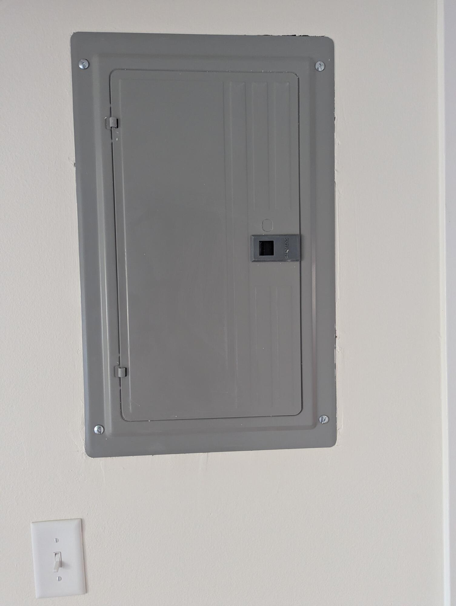 103 Perdido Circle Niceville, FL 32578 - Photo 39 of 71 SIEMENS BREAKER BOX
