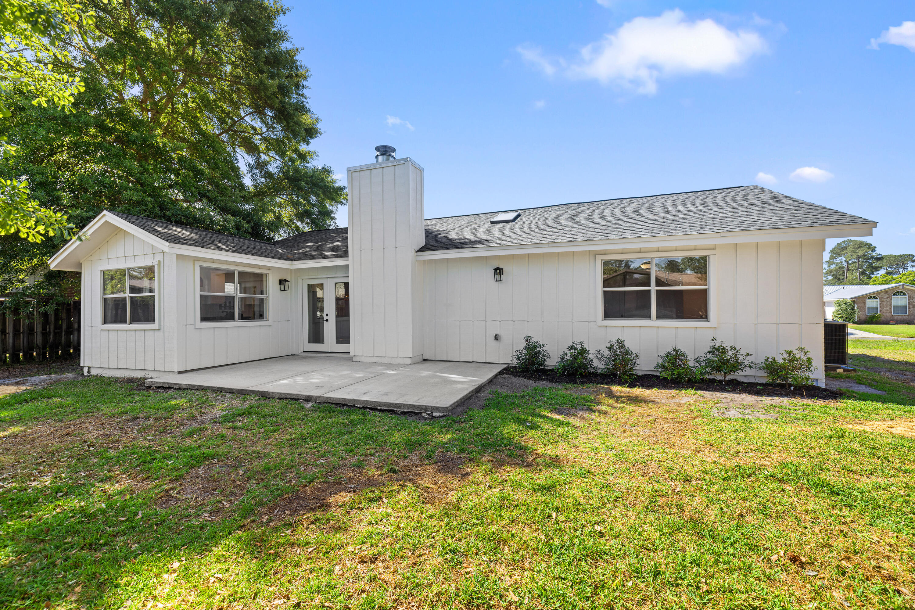 103 Perdido Circle Niceville, FL 32578 - Photo 51 of 71 BACKYARD