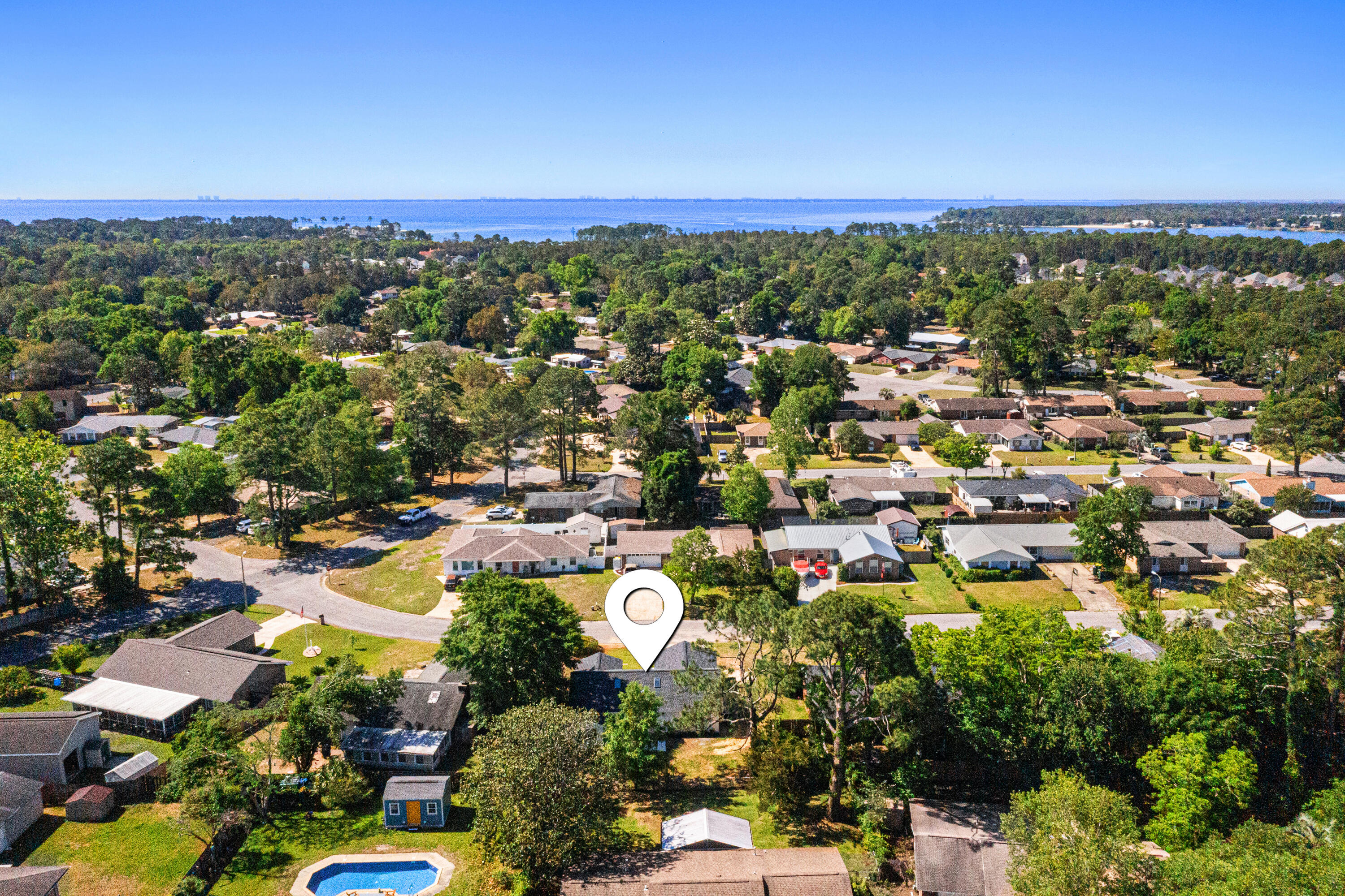 103 Perdido Circle Niceville, FL 32578 - Photo 69 of 71 a view of a city