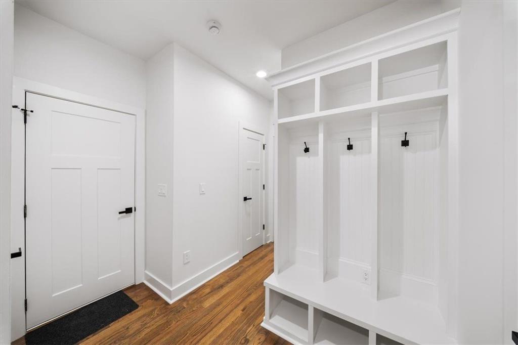 222 Silvercrest Drive Acworth, GA 30101 - Photo 5 of 61