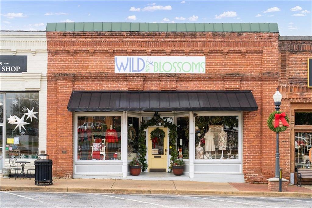 222 Silvercrest Drive Acworth, GA 30101 - Photo 62 of 73 a view of a building with a street