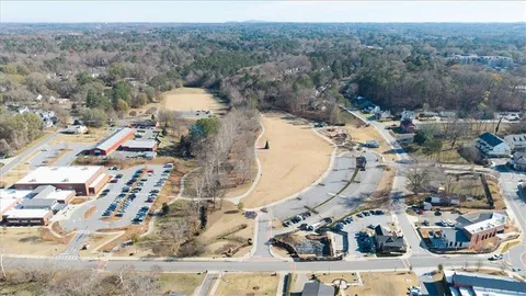 $825,000 | 222 Silvercrest Drive, Acworth, GA 30101