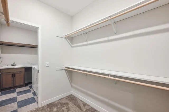 $368,800 | 190 Morning Drive, Mayer, MN 55360