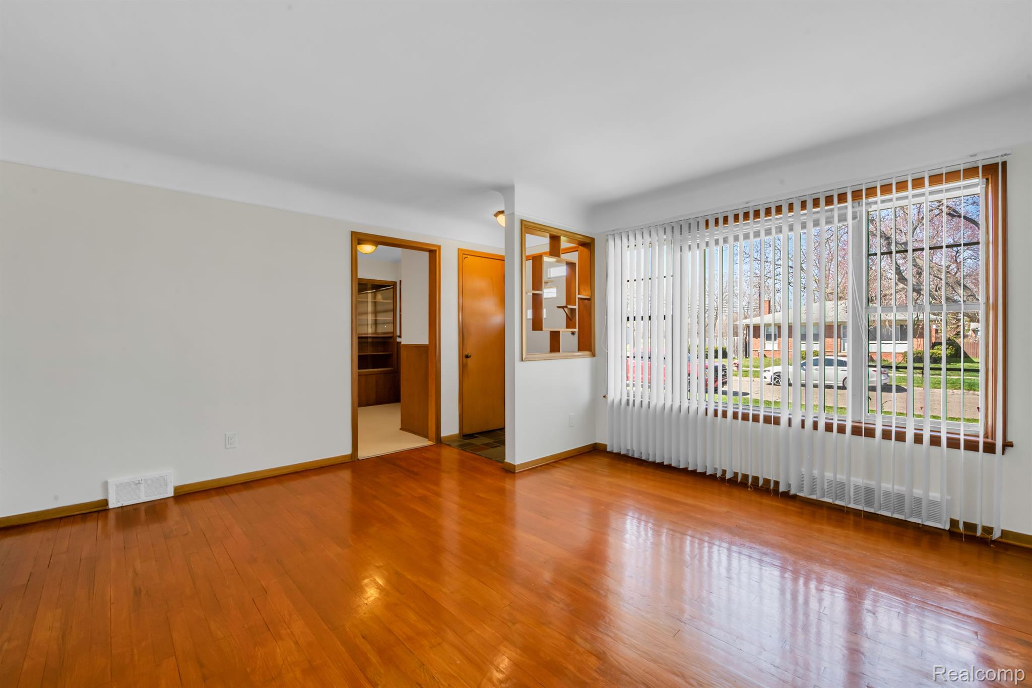 3014 Rome Avenue Warren, MI 48091 - Photo 8 of 25 Gallery Image 8