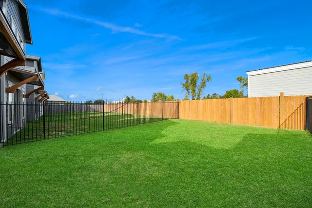 $2,350 | 6320 Milwee Street, Unit A, Houston, TX 77092