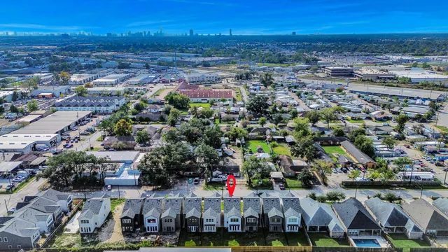 $2,350 | 6320 Milwee Street, Unit A, Houston, TX 77092