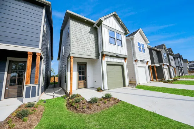 $2,350 | 6320 Milwee Street, Unit A, Houston, TX 77092