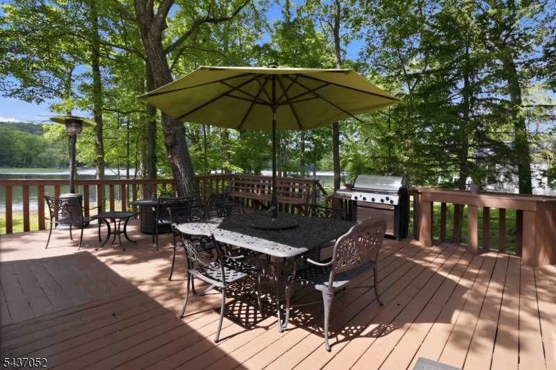 39 Meadowbrook Road Randolph, NJ 07869 - Photo 36 of 47