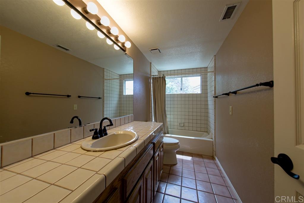 24554 Pappas Road Ramona, CA 92065 - Photo 11 of 21 Gallery Image 11