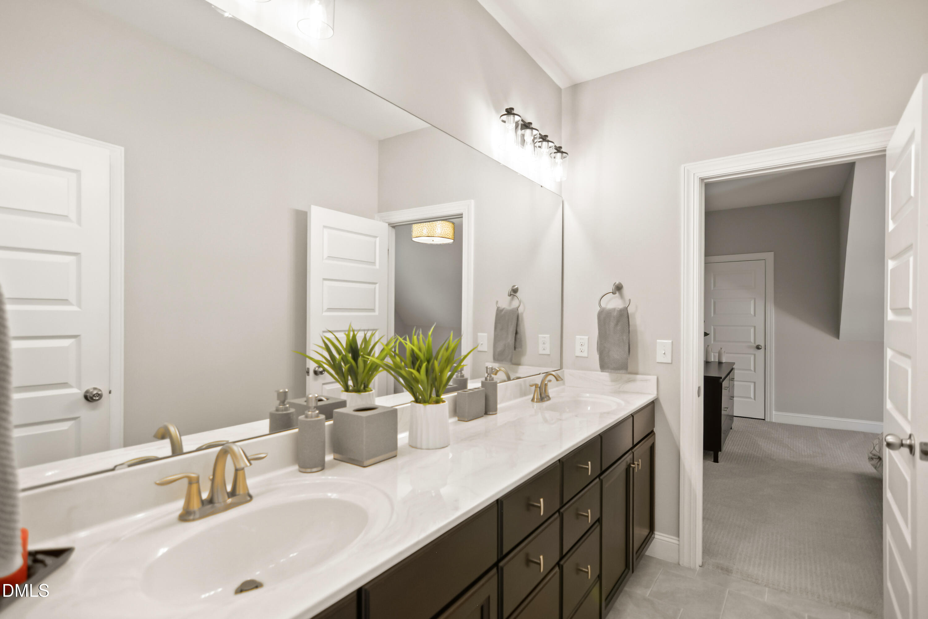 7741 Wilderness Road Raleigh, NC 27613 - Photo 33 of 40 27