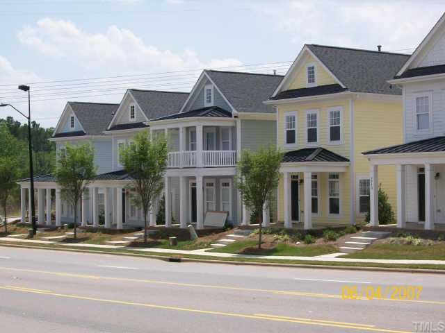 7705 Alexander Promenade Raleigh, NC 27617 - Photo 3 of 10 Gallery Image 3
