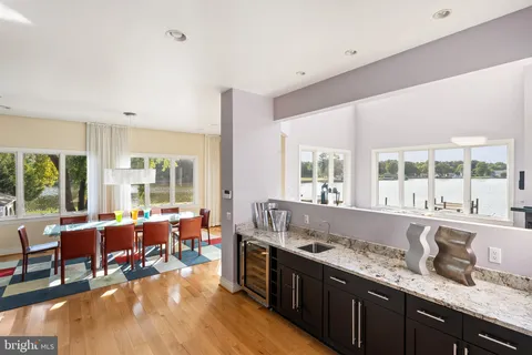 $1,295,000 | 141 Winchester Avenue, Grasonville, MD 21638