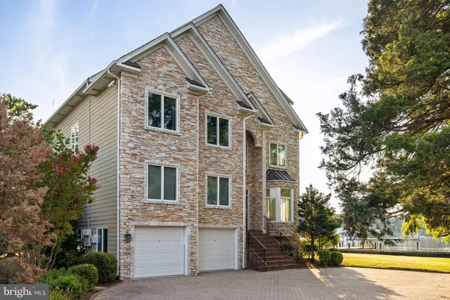 $1,295,000 | 141 Winchester Avenue, Grasonville, MD 21638