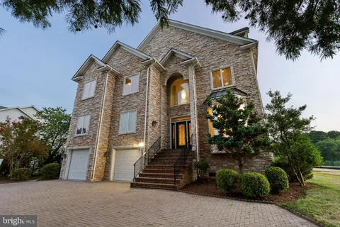 $1,295,000 | 141 Winchester Avenue, Grasonville, MD 21638