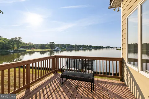 $1,295,000 | 141 Winchester Avenue, Grasonville, MD 21638