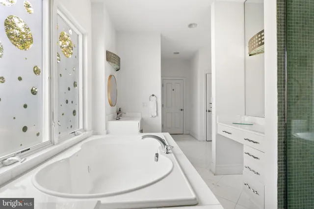 $1,295,000 | 141 Winchester Avenue, Grasonville, MD 21638