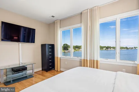 $1,295,000 | 141 Winchester Avenue, Grasonville, MD 21638