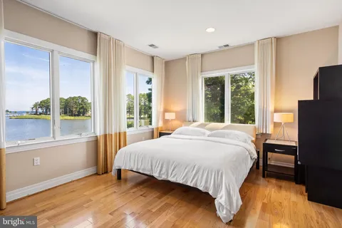 $1,295,000 | 141 Winchester Avenue, Grasonville, MD 21638