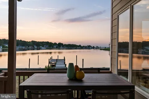 $1,295,000 | 141 Winchester Avenue, Grasonville, MD 21638