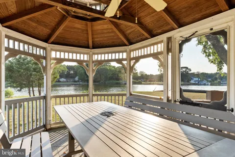 $1,295,000 | 141 Winchester Avenue, Grasonville, MD 21638