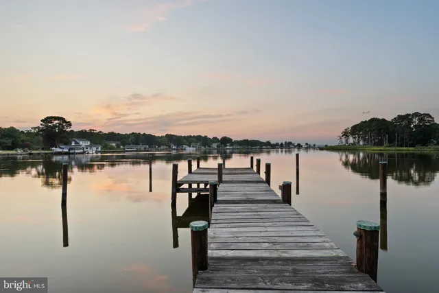 $1,295,000 | 141 Winchester Avenue, Grasonville, MD 21638