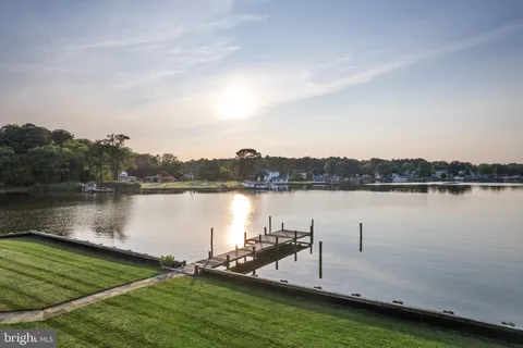 $1,295,000 | 141 Winchester Avenue, Grasonville, MD 21638