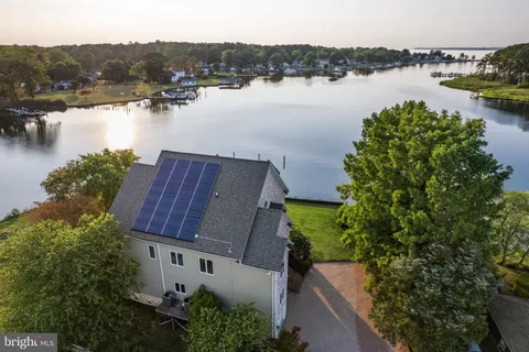 $1,295,000 | 141 Winchester Avenue, Grasonville, MD 21638