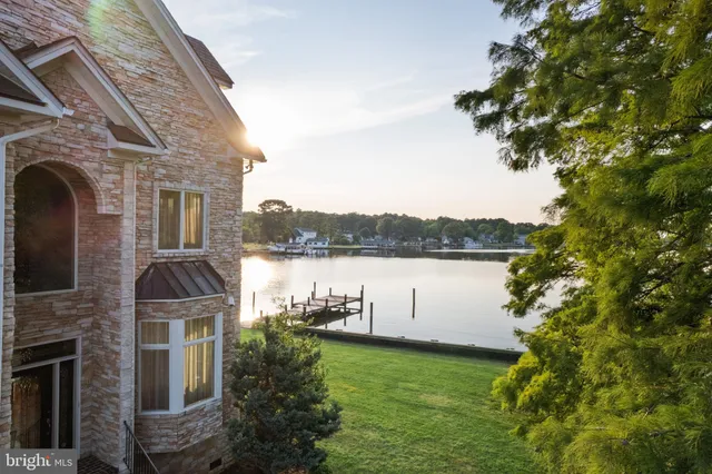 $1,295,000 | 141 Winchester Avenue, Grasonville, MD 21638