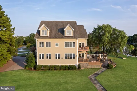 $1,295,000 | 141 Winchester Avenue, Grasonville, MD 21638