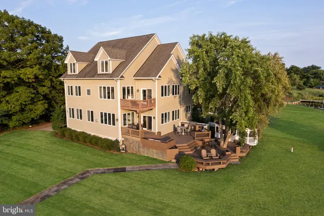 $1,295,000 | 141 Winchester Avenue, Grasonville, MD 21638