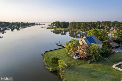 $1,295,000 | 141 Winchester Avenue, Grasonville, MD 21638