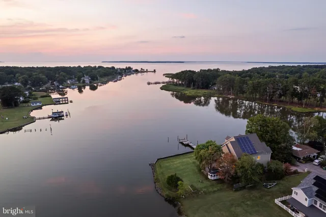 $1,295,000 | 141 Winchester Avenue, Grasonville, MD 21638