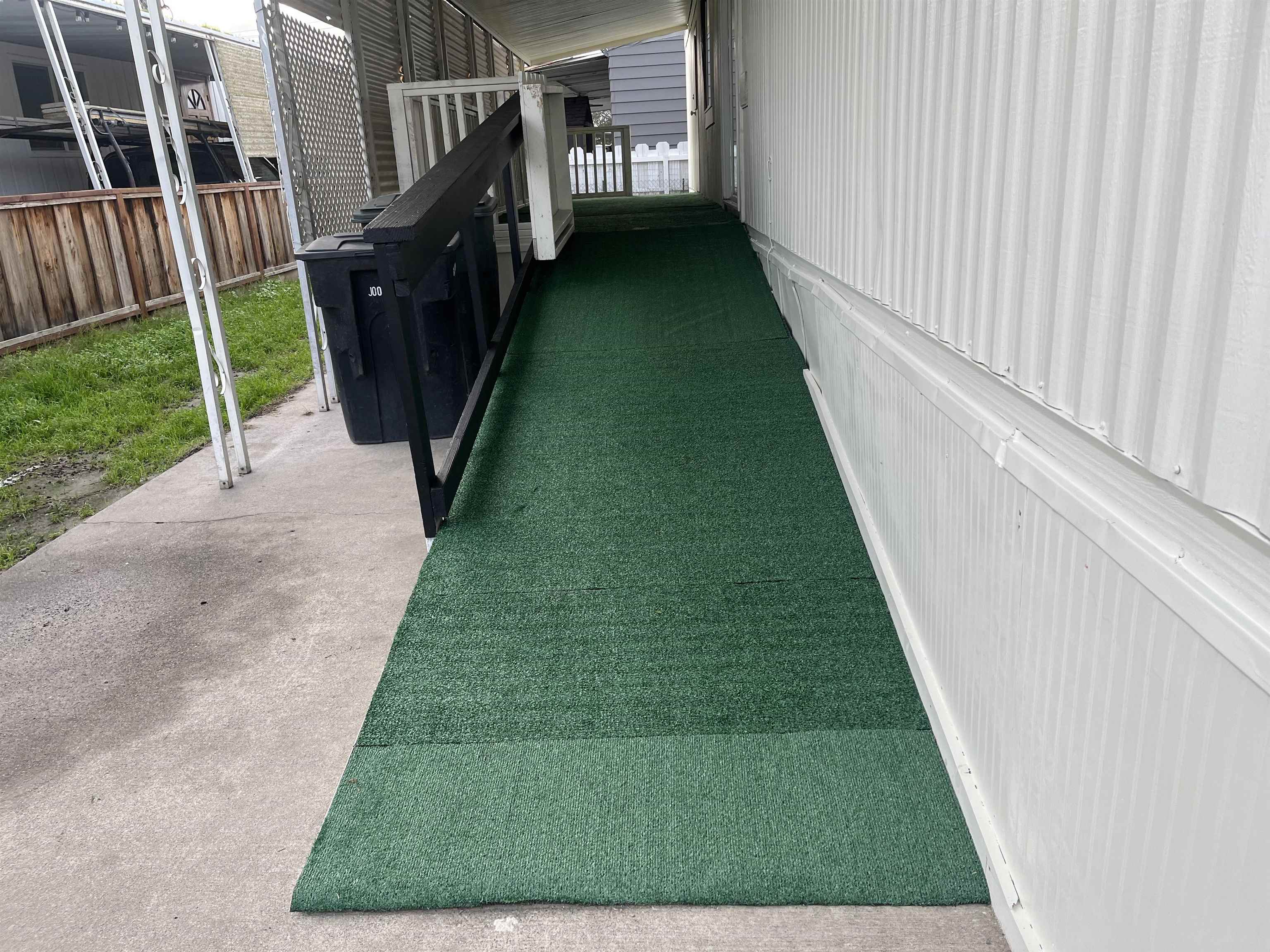 4143 Yosemite Boulevard, Unit C21 Modesto, CA 95357 - Photo 4 of 22 a view of backyard with cabin