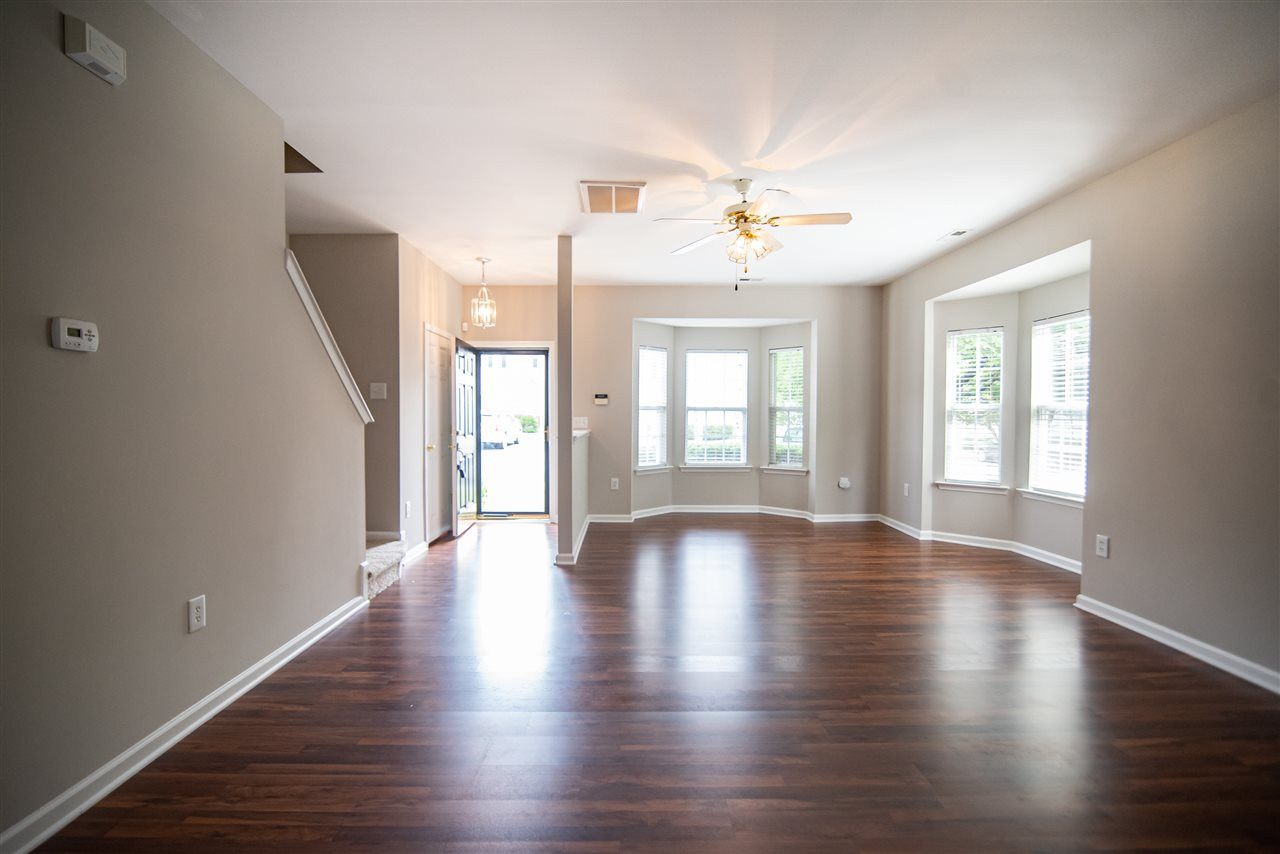 10964 Pendragon Place Raleigh, NC 27614 - Photo 6 of 30 Foyer