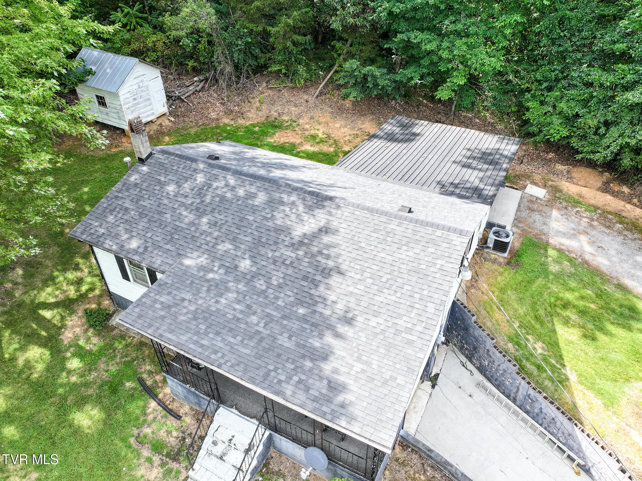 1521 Fish Hatchery Road Morristown, TN 37813 - Photo 3 of 34 DJI_20250715162935_0965_D