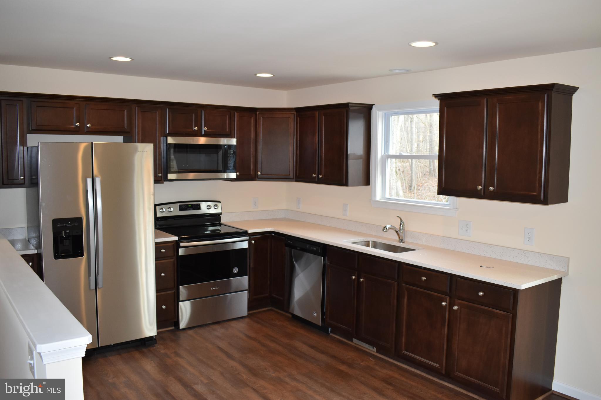 108 Red Squirrel Road Harpers Ferry, WV 25425 - Photo 3 of 37 Gallery Image 3